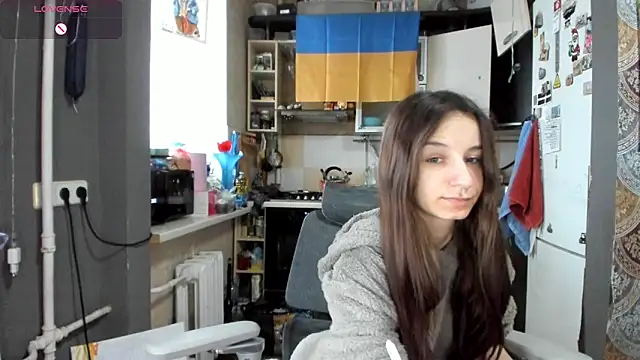 Snapshot of _Nika_Kik chatting on 04/23/26, 08:32 Nika Kik online show from 04/23/26, 08:32