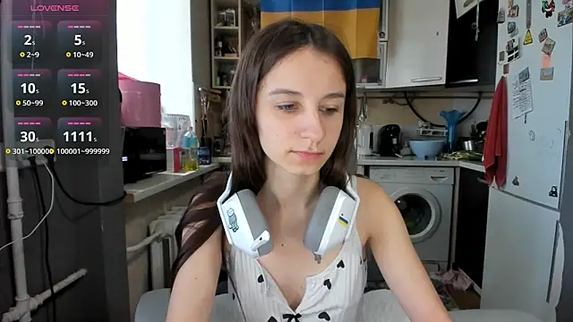 Snapshot of _Nika_Kik chatting on 06/20/26, 08:41 Nika Kik online show from 06/20/26, 08:41