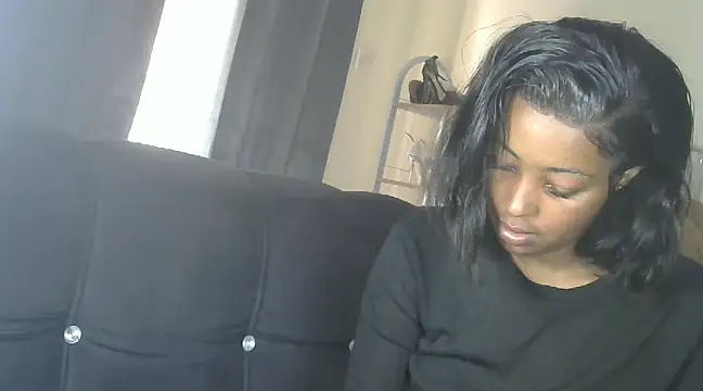 Snapshot of Petite_lexii chatting on 01/24/25, 08:02 Petite lexii online show from 01/24/25, 08:02