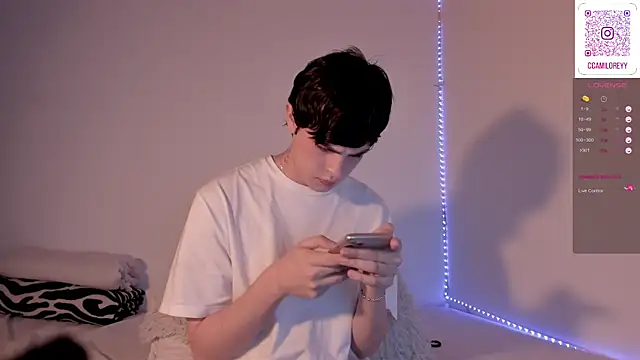 Snapshot of ianstar_599 chatting on 01/20/25, 10:48 ianstar 599 online show from 01/20/25, 10:48