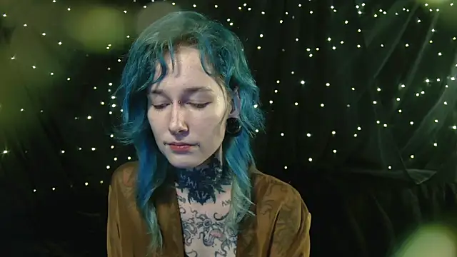 Littlespacemouse online show from 11/18/25, 05:38