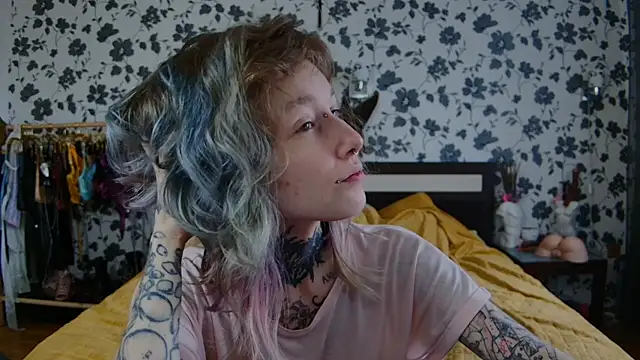 Littlespacemouse online show from 10/10/25, 06:14