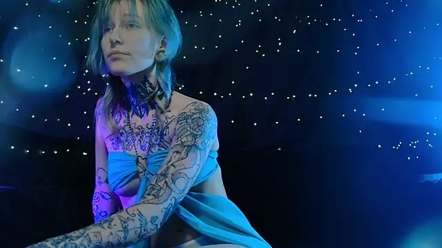 Littlespacemouse online show from 12/22/25, 01:33