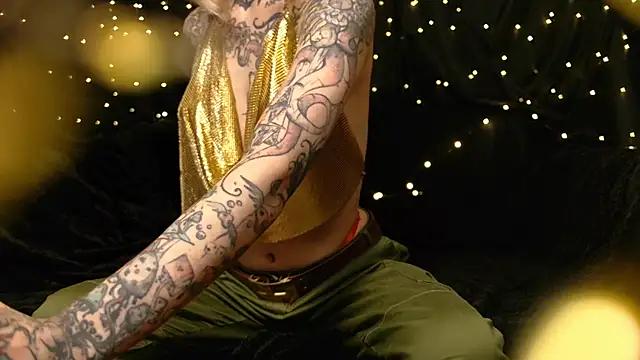 Littlespacemouse online show from 10/27/25, 05:58