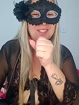 titiasexy online show from 11/11/25, 05:30