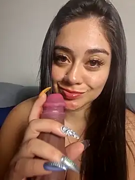 nahomi sweett online show from 03/15/26, 03:35