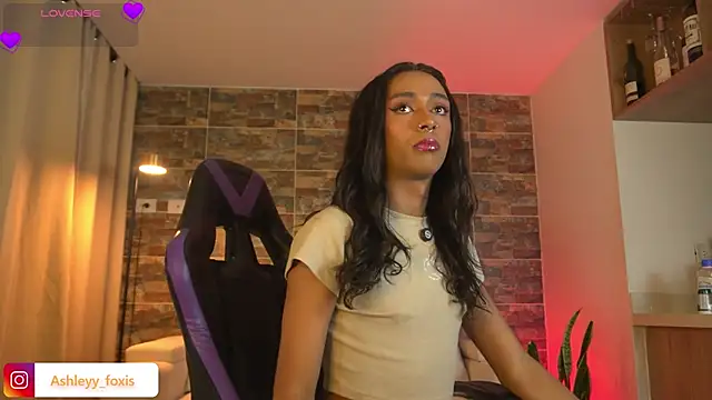 Ashleey Fox online show from 02/10/26, 02:43