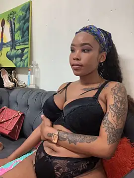 Nicole Liam  online show from 12/16/25, 05:00