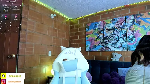 sofiaalopez2 online show from 02/04/25, 10:34