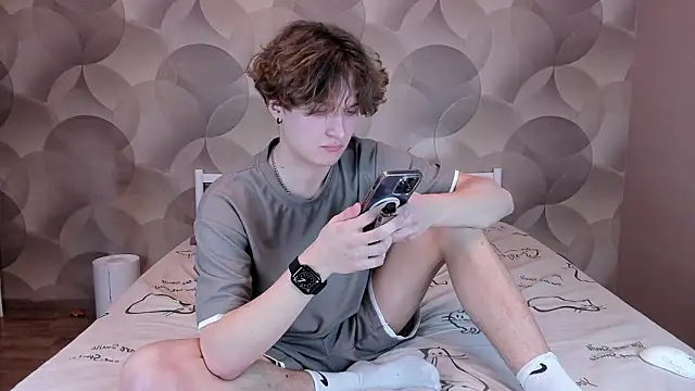 Ian Flor online show from 03/13/26, 03:39