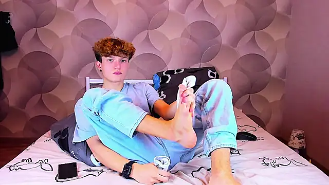 Ian Flor online show from 11/24/25, 12:49