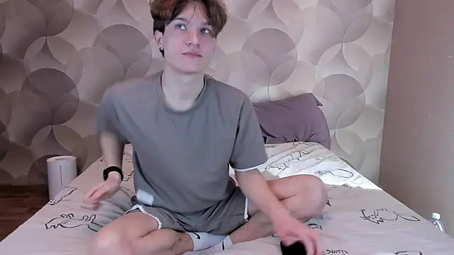 Ian Flor online show from 04/10/26, 11:17