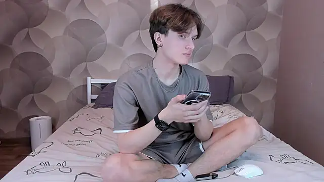 Ian Flor online show from 04/09/26, 03:07