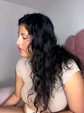 tati  22 online show from 11/26/25, 04:51