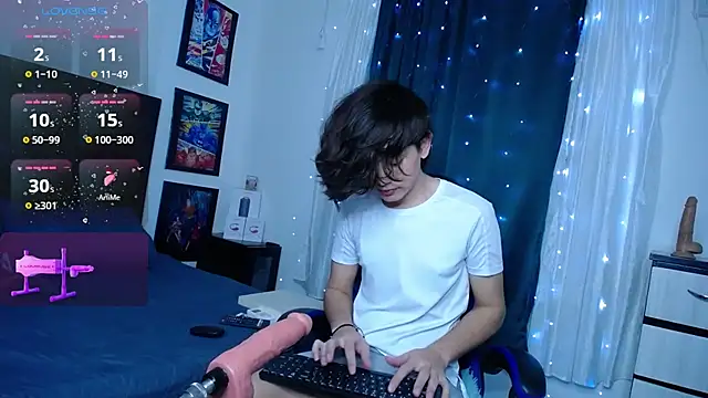 Snapshot of andyboy- chatting on 02/11/26, 11:15 andyboy- online show from 02/11/26, 11:15