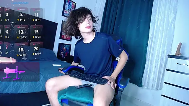 Snapshot of andyboy- chatting on 06/27/26, 11:11 andyboy- online show from 06/27/26, 11:11