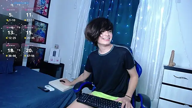 Snapshot of andyboy- chatting on 02/25/26, 12:00 andyboy- online show from 02/25/26, 12:00