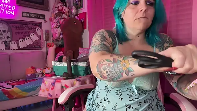 CherryBombBomb online show from 11/01/25, 05:57