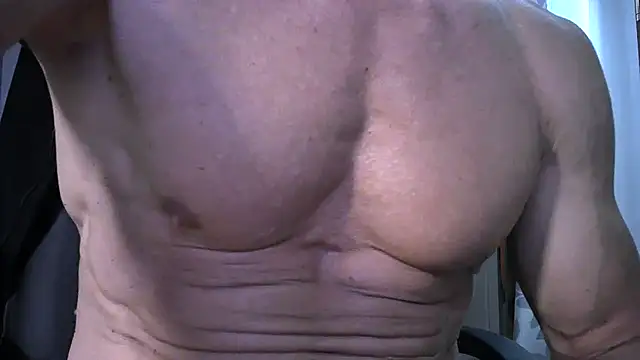 Snapshot of jeans466 chatting on 07/12/26, 06:25 jeans466 online show from 07/12/26, 06:25
