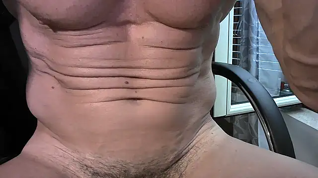 Snapshot of jeans466 chatting on 06/19/26, 09:04 jeans466 online show from 06/19/26, 09:04