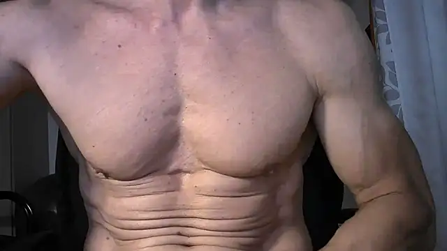 Snapshot of jeans466 chatting on 06/12/26, 02:15 jeans466 online show from 06/12/26, 02:15