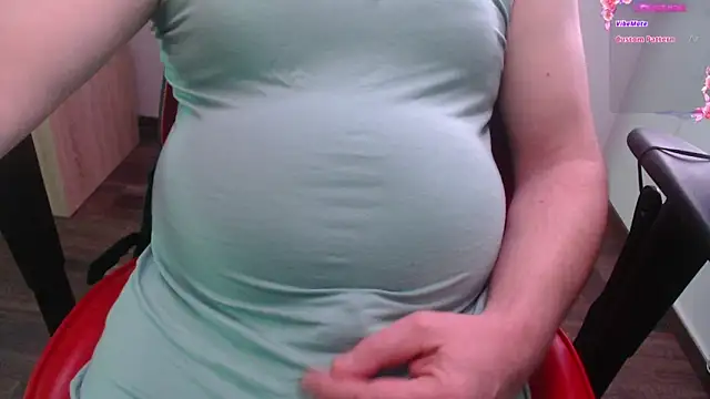 Snapshot of servedcock chatting on 12/19/24, 08:02 servedcock online show from 12/19/24, 08:02