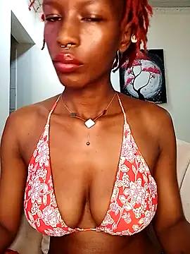 Ayrella02 online show from 11/11/25, 11:20