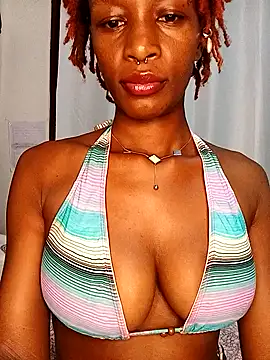 Ayrella02 online show from 12/14/25, 06:35