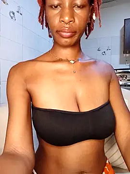 Ayrella02 online show from 11/25/25, 12:00