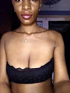 Ayrella02 online show from 02/26/26, 05:02