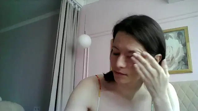 Snapshot of SunElizabeth chatting on 03/18/25, 06:50 SunElizabeth online show from 03/18/25, 06:50