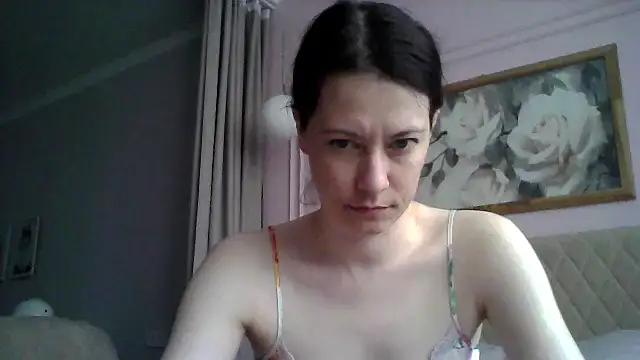 Snapshot of SunElizabeth chatting on 03/18/25, 01:12 SunElizabeth online show from 03/18/25, 01:12