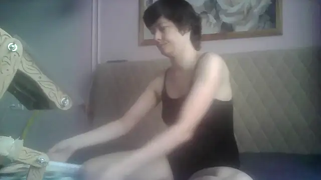 Snapshot of SunElizabeth chatting on 05/31/26, 03:45 SunElizabeth online show from 05/31/26, 03:45