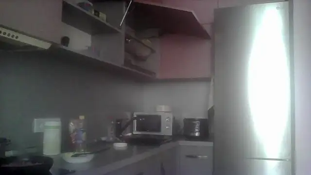 Snapshot of SunElizabeth chatting on 05/04/26, 03:43 SunElizabeth online show from 05/04/26, 03:43