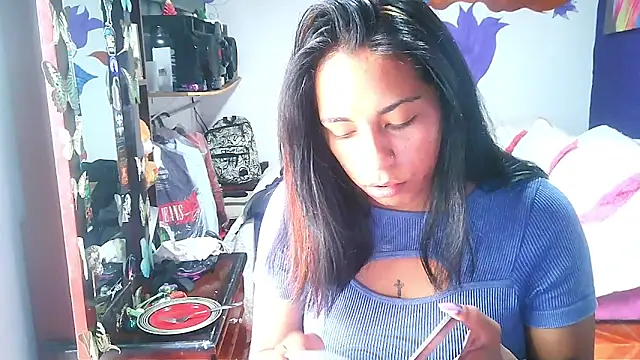 Snapshot of arlette_sweet01 chatting on 05/27/26, 03:41 arlette sweet01 online show from 05/27/26, 03:41