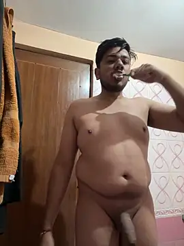 Snapshot of NakedPlayBoy chatting on 01/01/25, 03:02 NakedPlayBoy online show from 01/01/25, 03:02