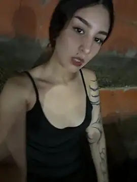 Snapshot of Mon_Cherry chatting on 09/24/25, 12:29 Mon Cherry online show from 09/24/25, 12:29