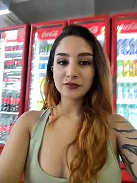 Mon Cherry online show from 11/06/25, 01:09