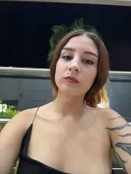 Mon Cherry online show from 02/12/26, 01:38