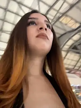 Mon Cherry online show from 03/28/26, 01:06