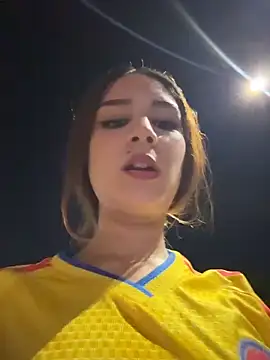 Mon Cherry online show from 03/27/26, 01:14