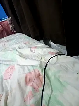 Snapshot of Seductiveblack chatting on 09/11/25, 12:54 Seductiveblack online show from 09/11/25, 12:54