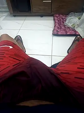 Snapshot of Seductiveblack chatting on 10/04/25, 09:44 Seductiveblack online show from 10/04/25, 09:44