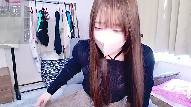 Snapshot of chan_yuma_tan chatting on 03/23/26, 11:37 chan yuma tan online show from 03/23/26, 11:37