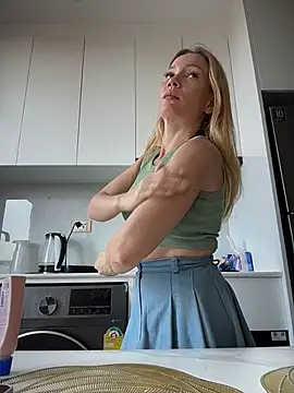 LavenderHot online show from 04/01/26, 01:51