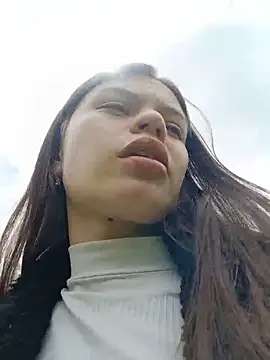 Snapshot of Violeta_12- chatting on 06/15/26, 04:28 Violeta 12- online show from 06/15/26, 04:28