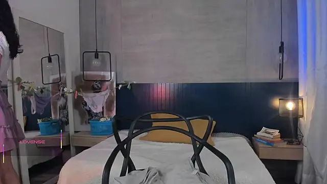 Snapshot of _julietta chatting on 07/16/26, 12:46 julietta online show from 07/16/26, 12:46
