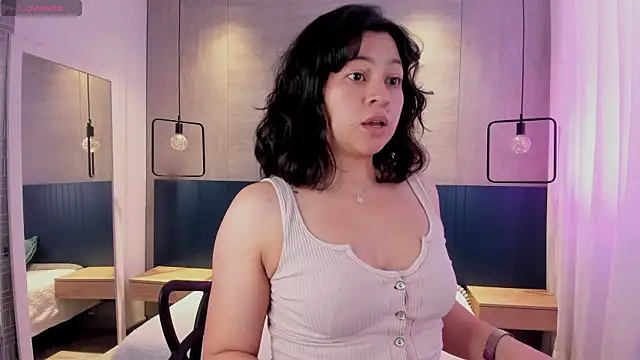  julietta online show from 09/23/25, 12:45