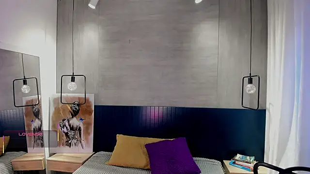  julietta online show from 04/10/26, 12:56