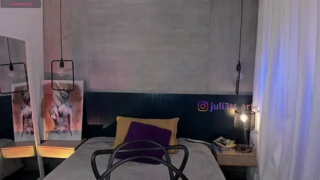  julietta online show from 05/07/26, 12:52